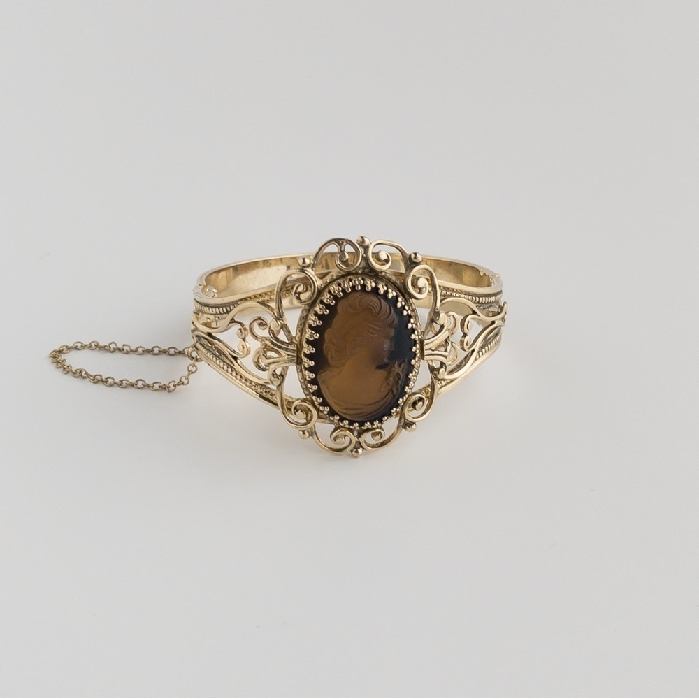 Vintage Whiting & Davis Ornate Intaglio Glass Cameo Bangle Bracelet Signed 1950s